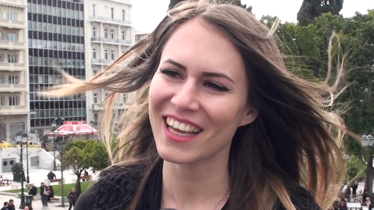 Τι λένε οι πολίτες για το δημοτικό γλέντι μετά τη στρατιωτική παρέλαση